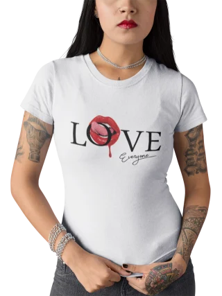 Love Everyone Tshirt for Women Sexy Style 2020 White Style Lips